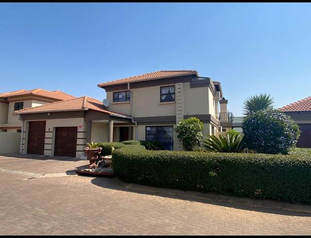 3 BEDROOM PROPERTY TO RENT IN GLEN MARAIS